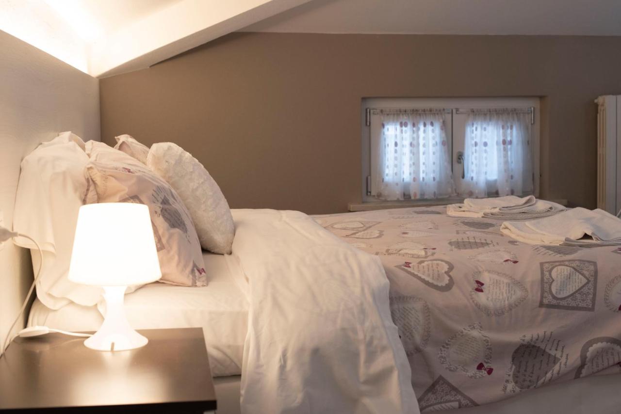 Bed Da Anna Hotel เปสเคียรา เดล การ์ดา ภายนอก รูปภาพ